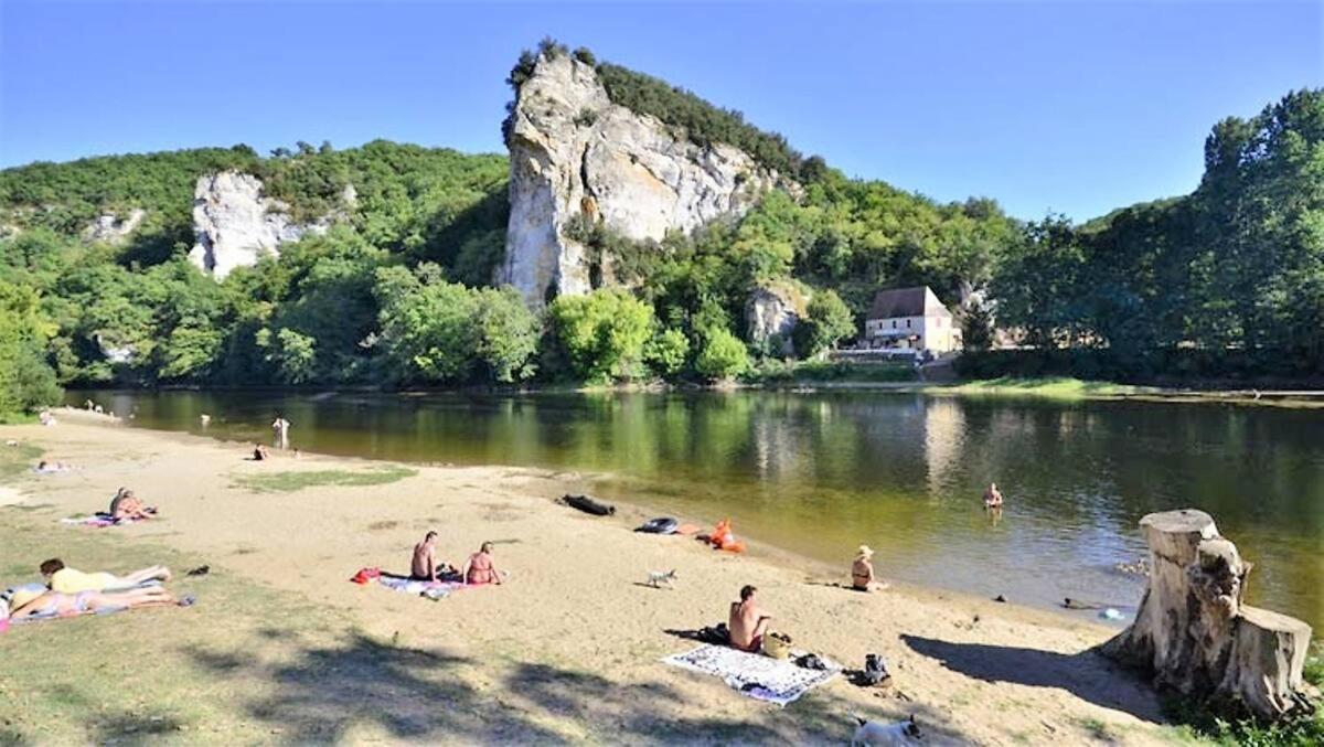 Residence Les Trois Jardins Avec Wifi Et Parking Gratuit Сарла-ла-Канеда Екстериор снимка