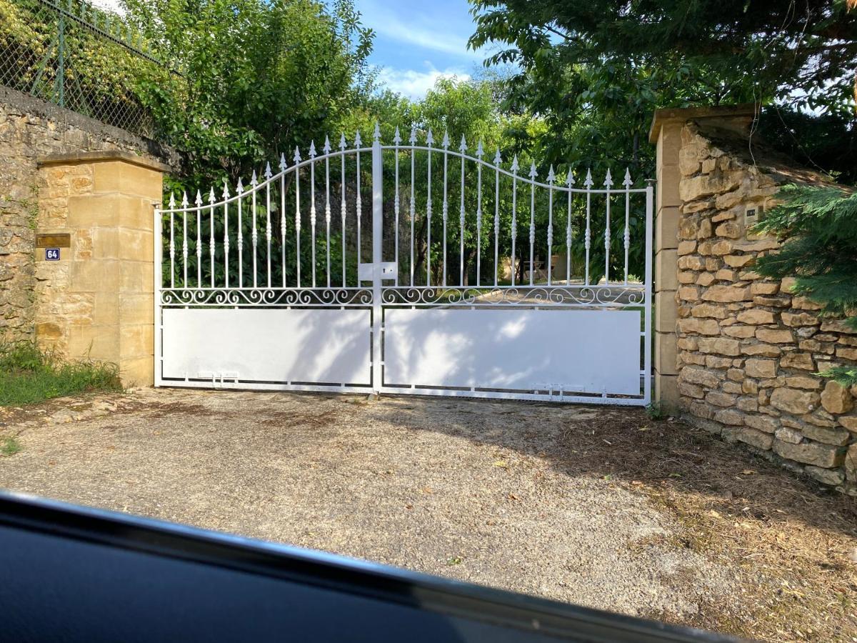 Residence Les Trois Jardins Avec Wifi Et Parking Gratuit Сарла-ла-Канеда Екстериор снимка