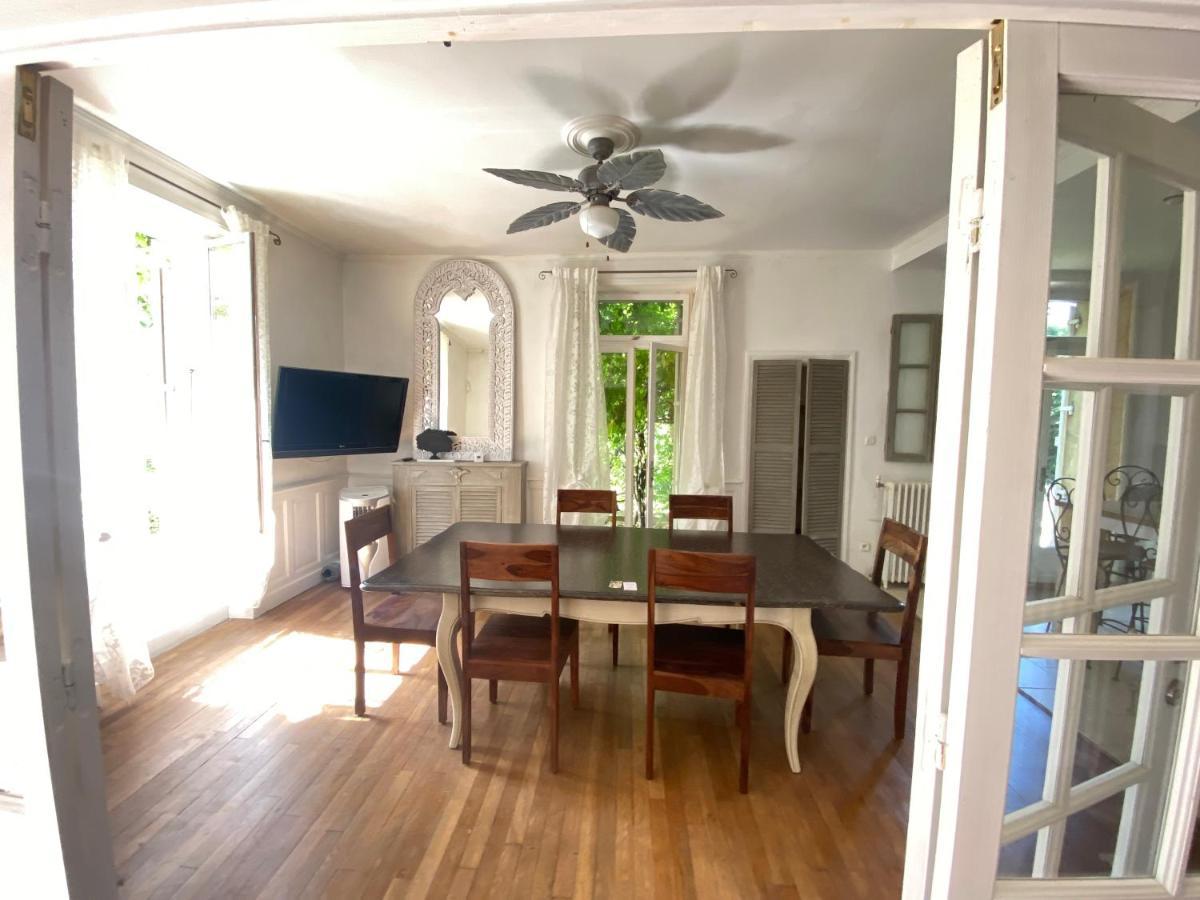 Residence Les Trois Jardins Avec Wifi Et Parking Gratuit Сарла-ла-Канеда Екстериор снимка