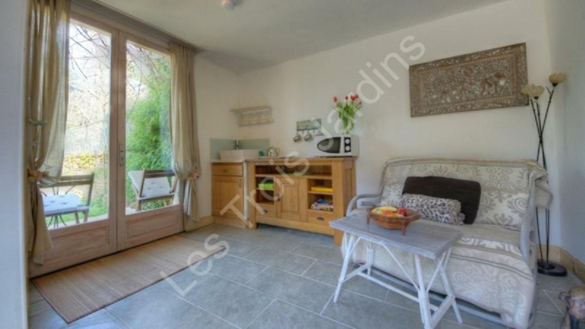 Residence Les Trois Jardins Avec Wifi Et Parking Gratuit Сарла-ла-Канеда Екстериор снимка